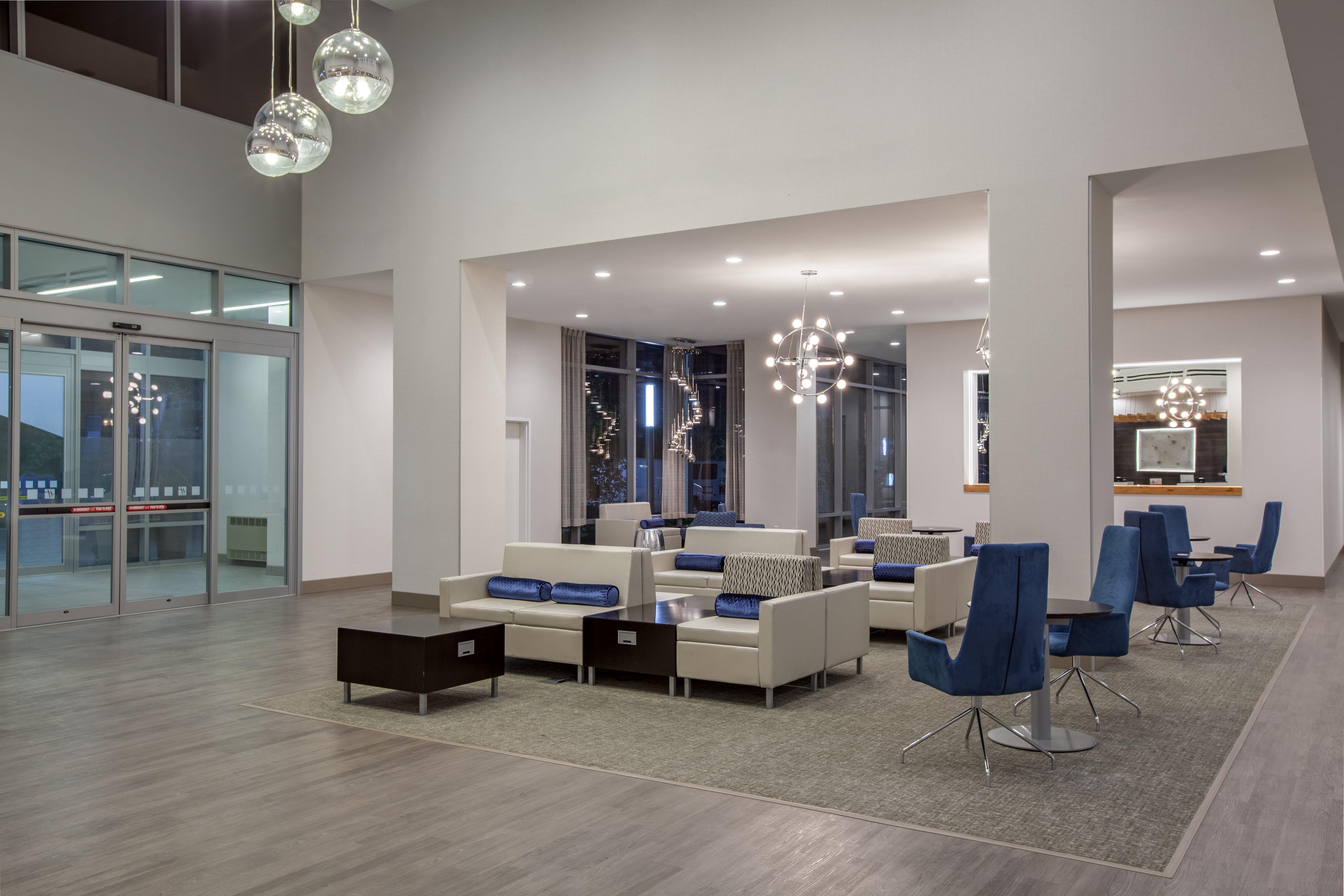 Holiday Inn Cleveland Clinic By Ihg Exterior foto